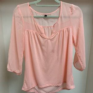 Light pink AMERICAN EAGLE shirt